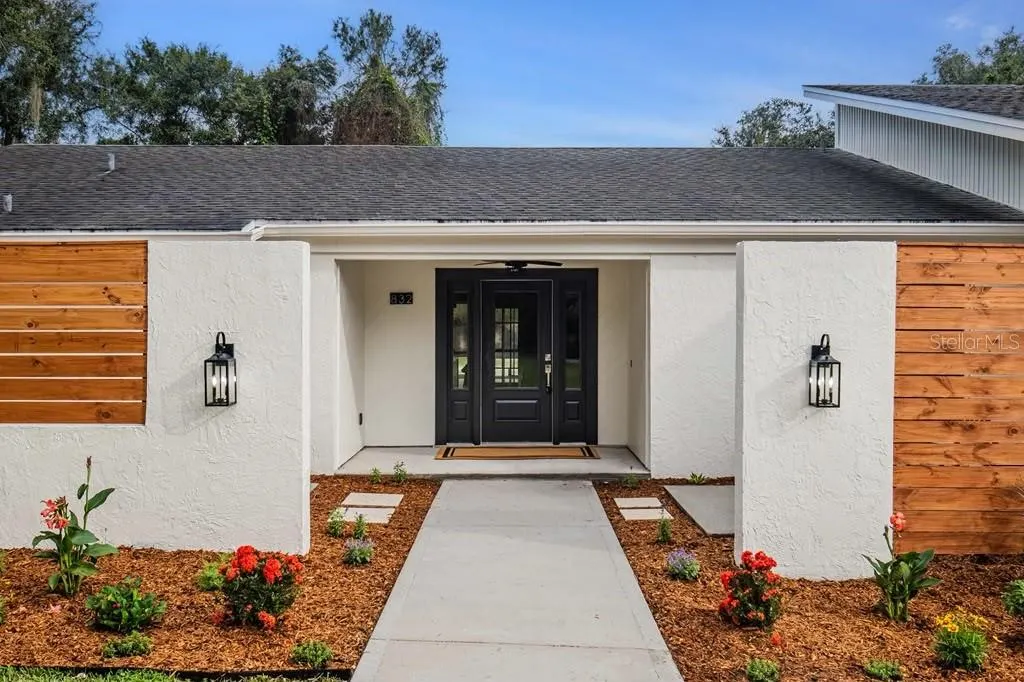 832 BROOKWOOD DR