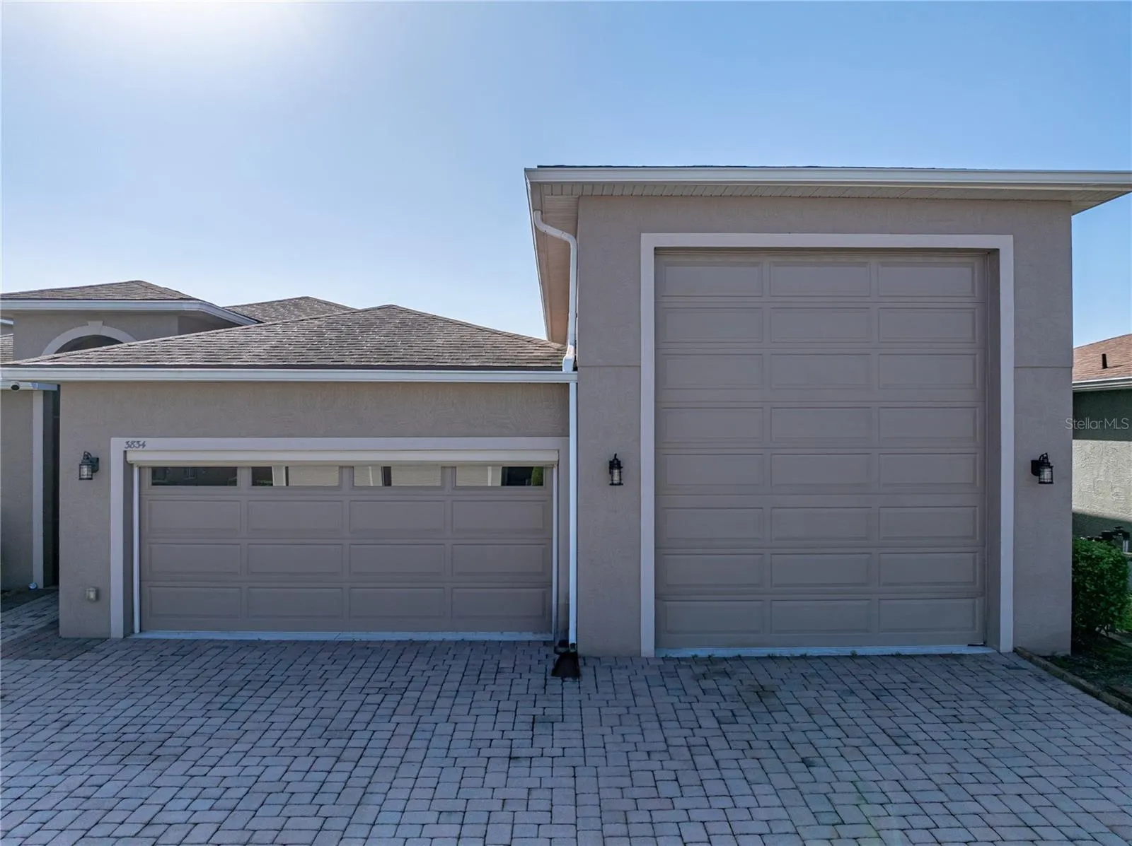 3834 LITCHFIELD LOOP