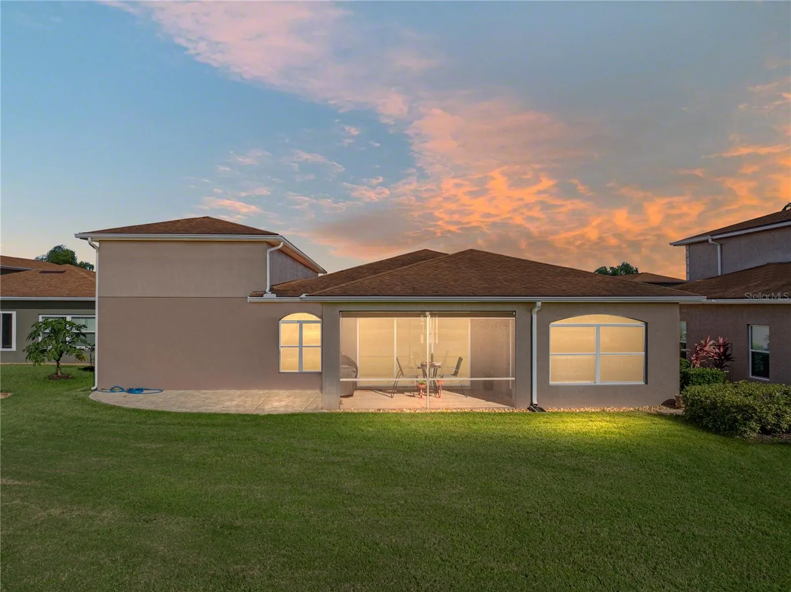 3834 LITCHFIELD LOOP