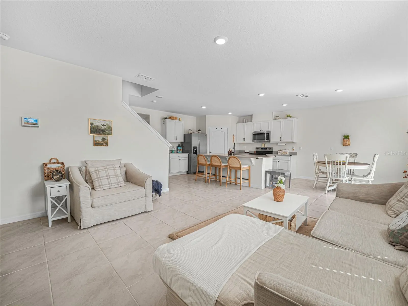 4608 OSTERO ST