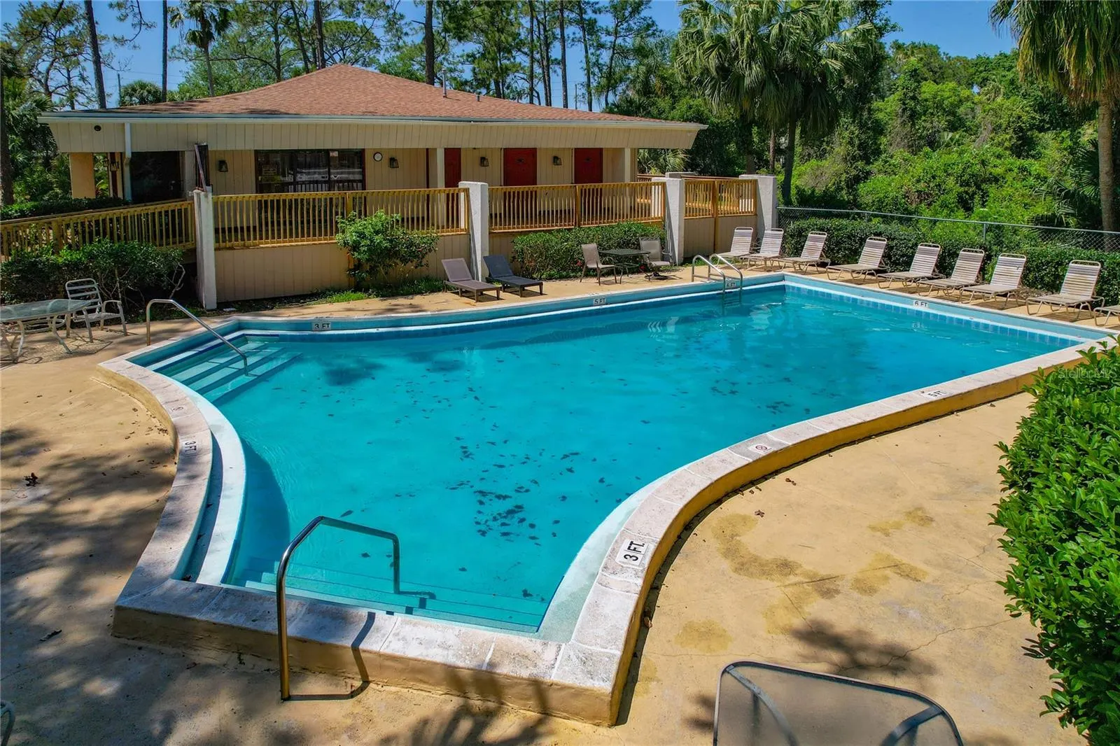 100 EL CAMINO DR #104 #104