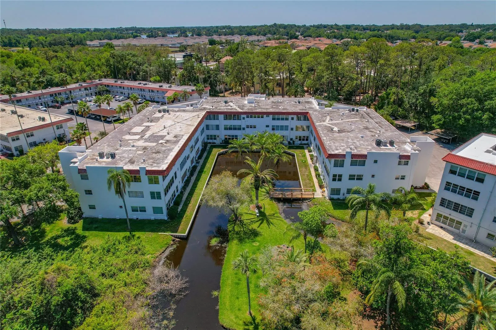 100 EL CAMINO DR #104 #104