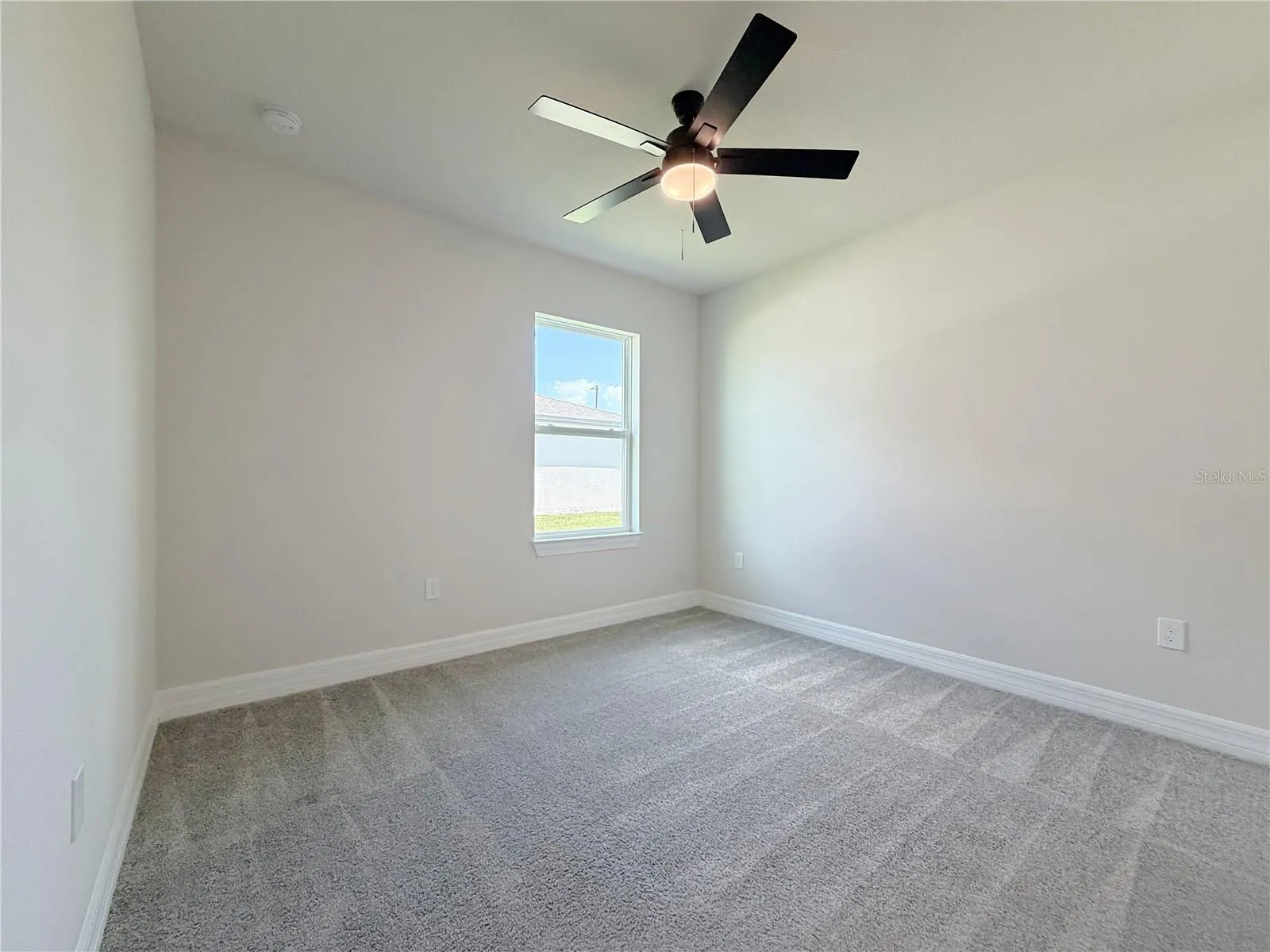 1079 MICHELANGELO LN