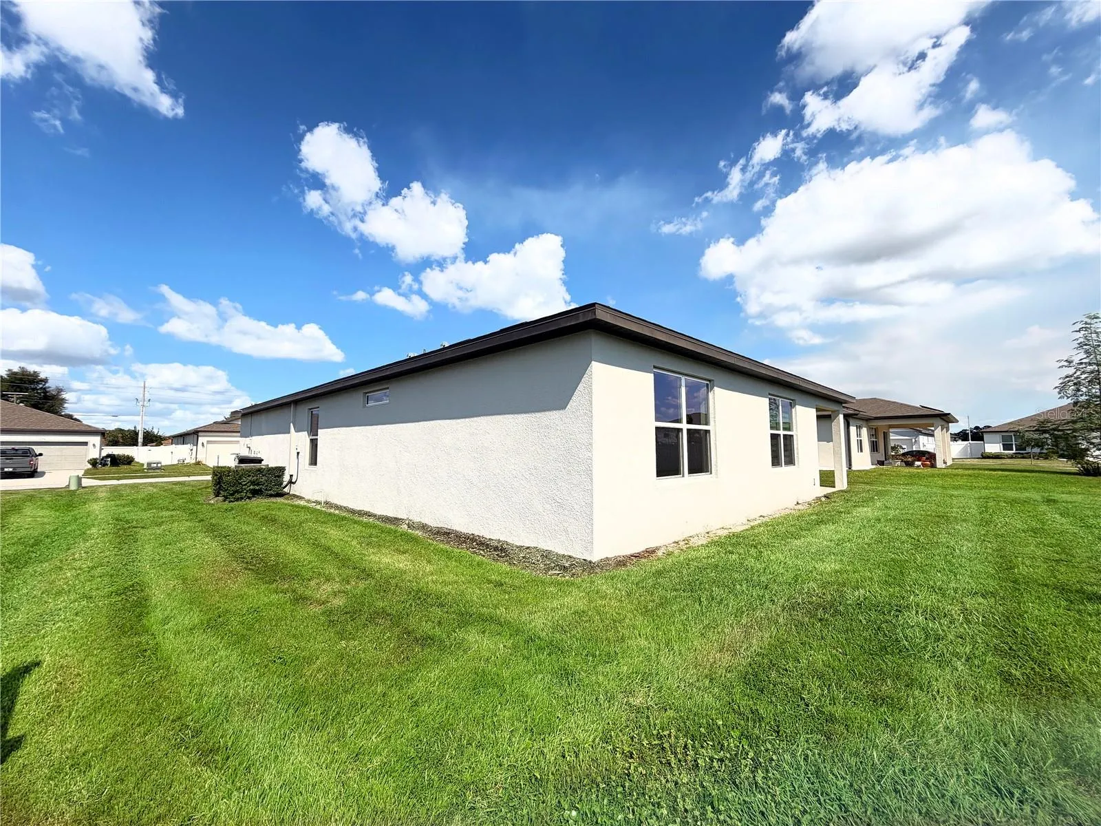 1079 MICHELANGELO LN