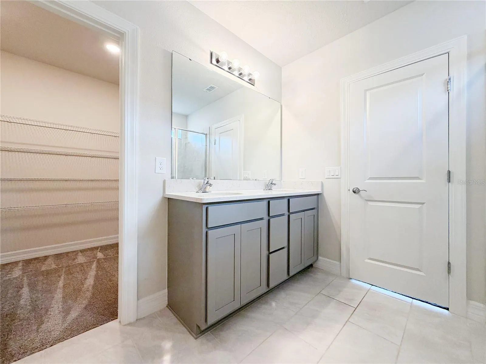 1079 MICHELANGELO LN