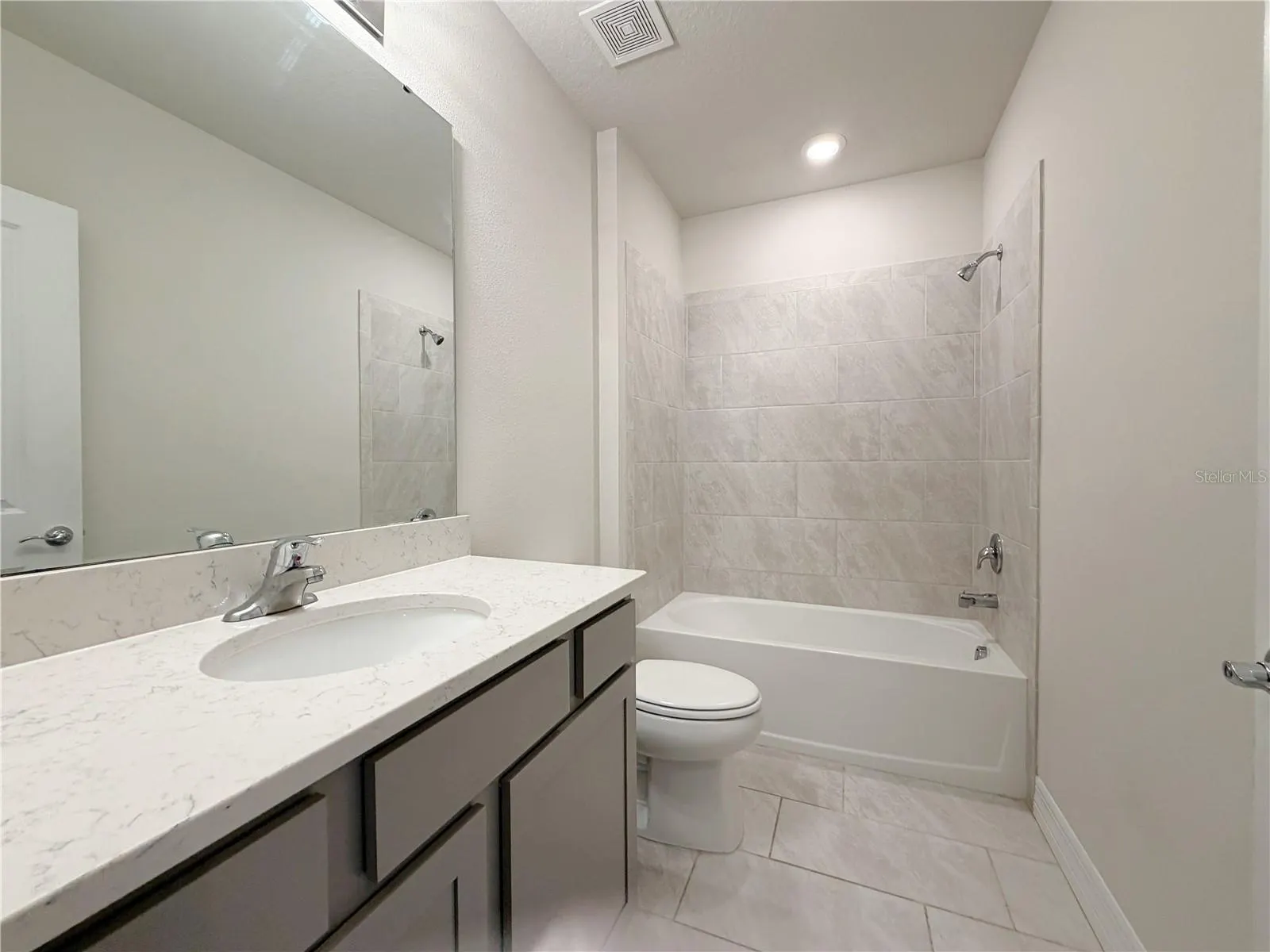 1079 MICHELANGELO LN
