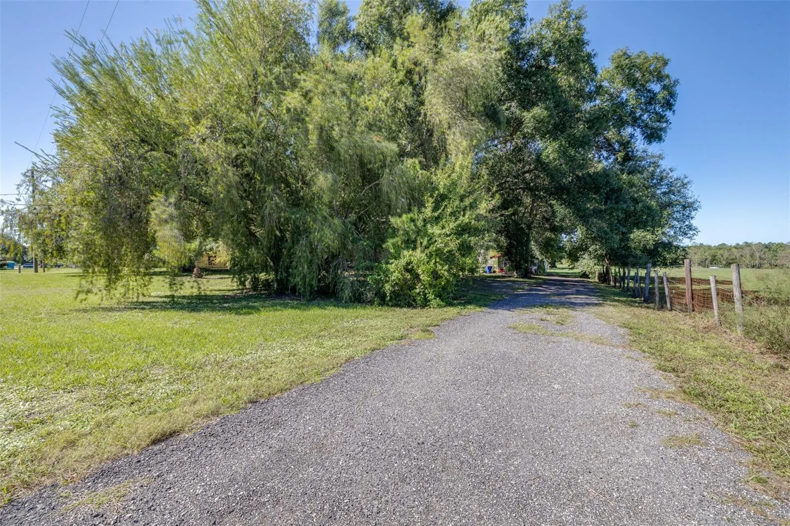 2957 N TIVOLI RD