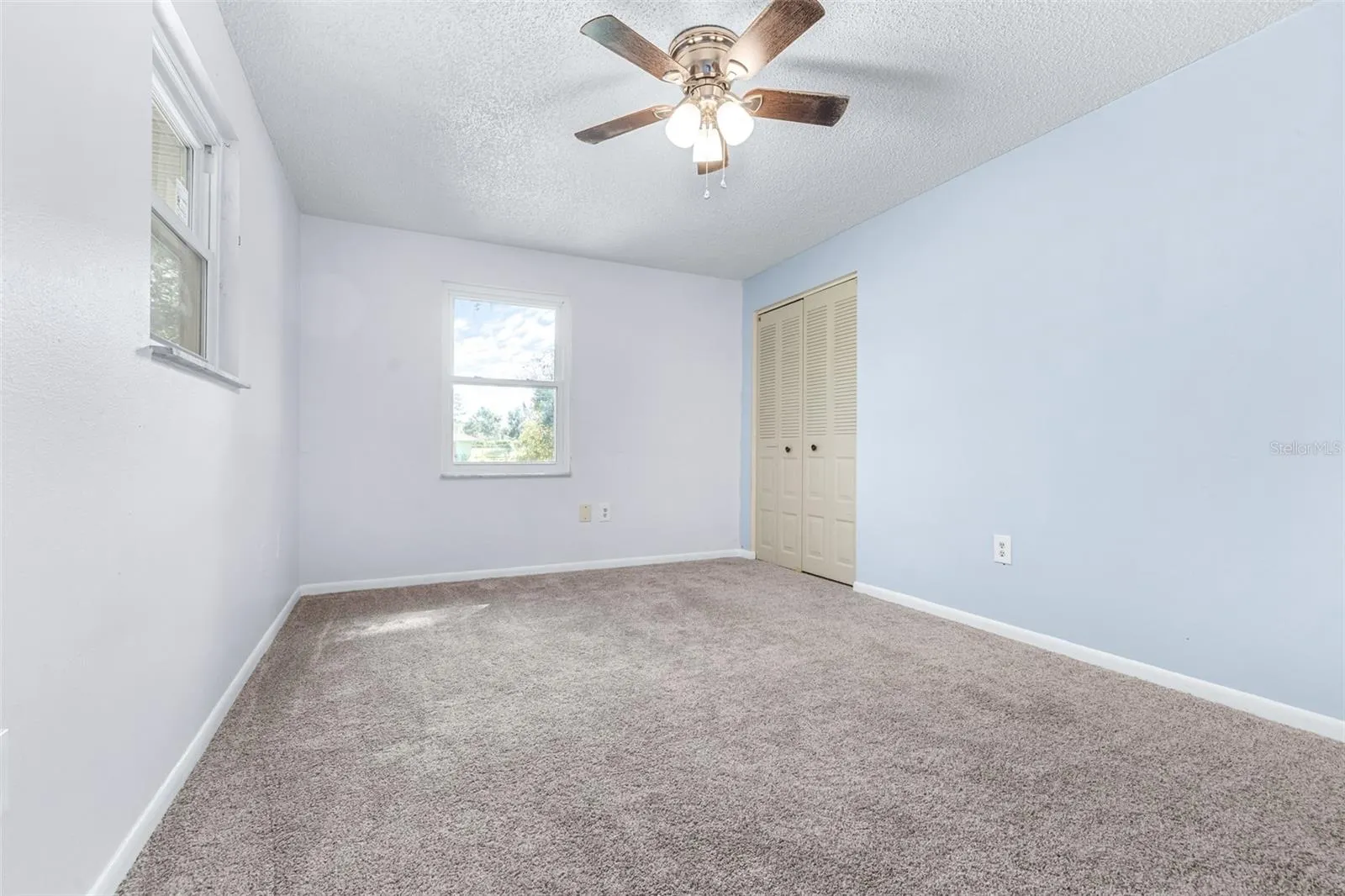 2957 N TIVOLI RD
