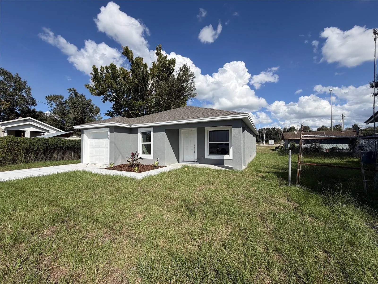 306 SW 1ST AVE