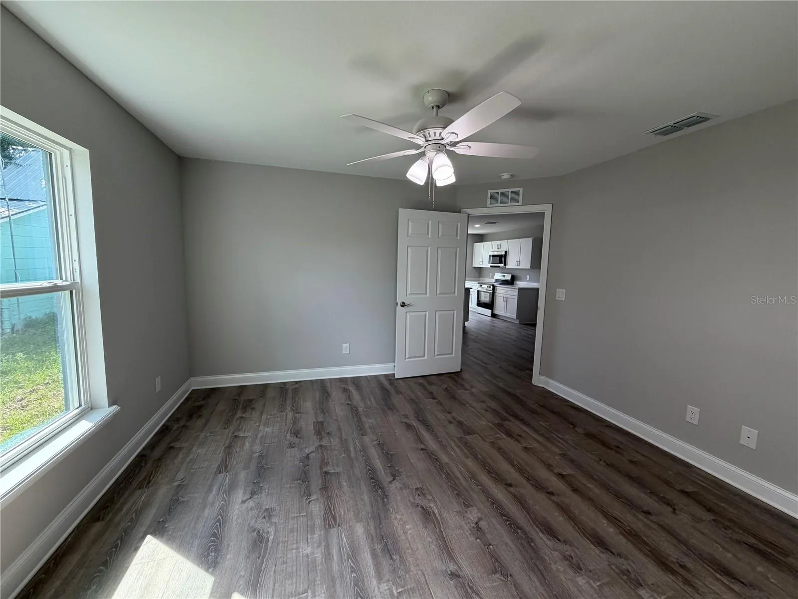 306 SW 1ST AVE