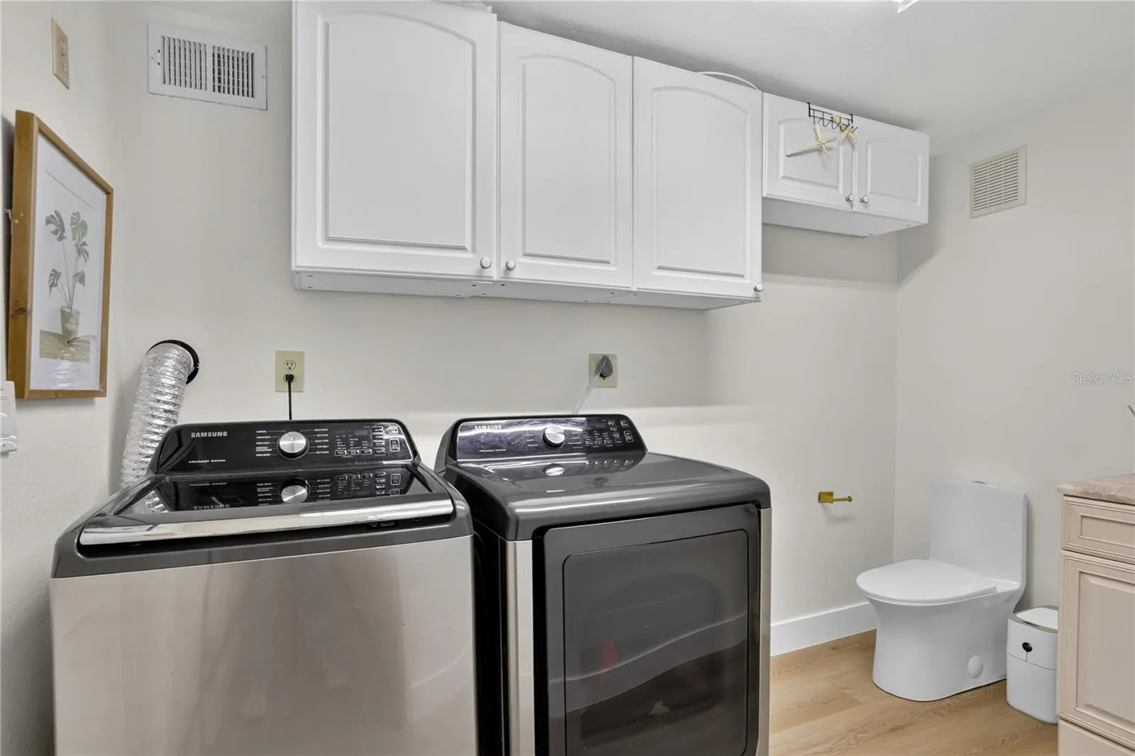 2313 INDIAN MOUND TRL