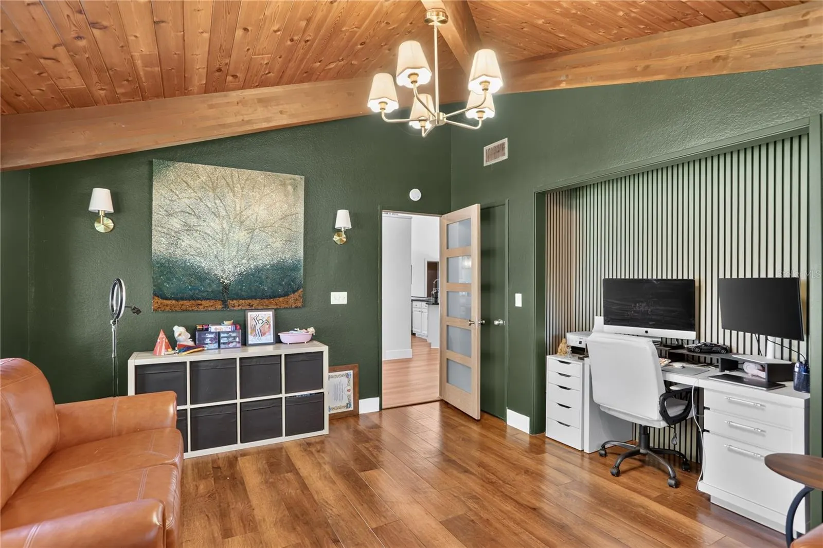2313 INDIAN MOUND TRL