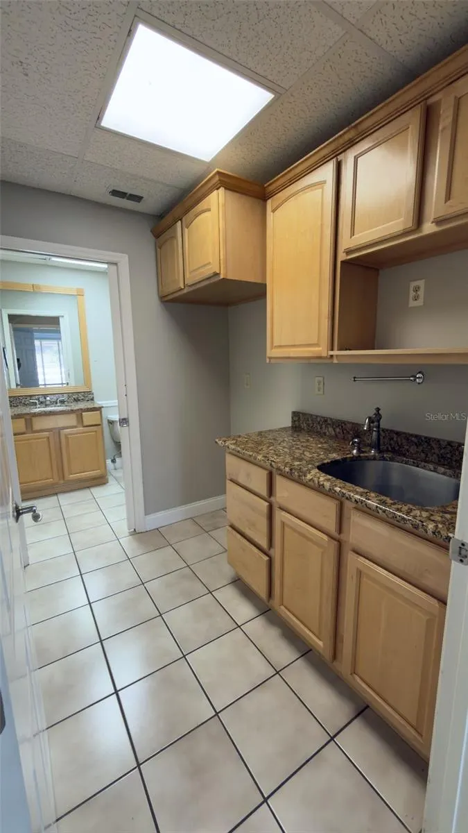 101 OVERLOOK DR #103 #103