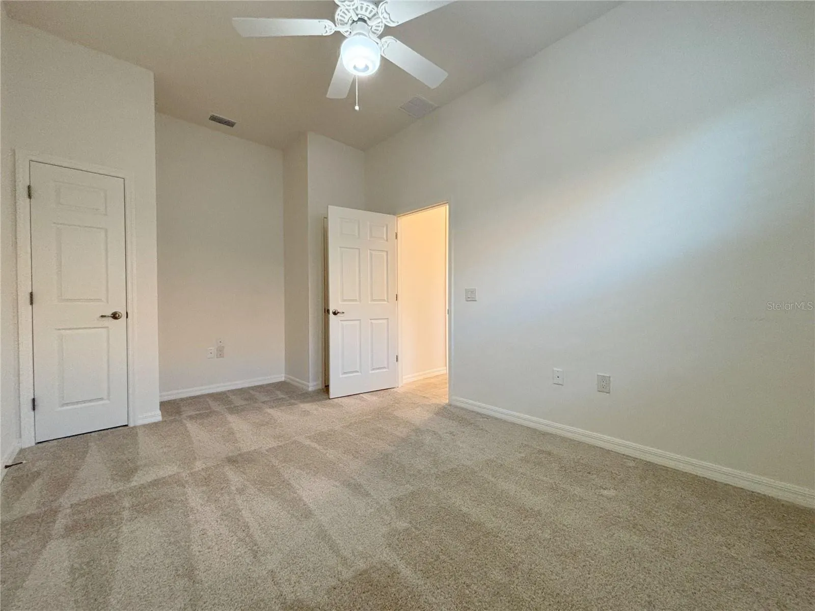6240 PINEHURST LOOP