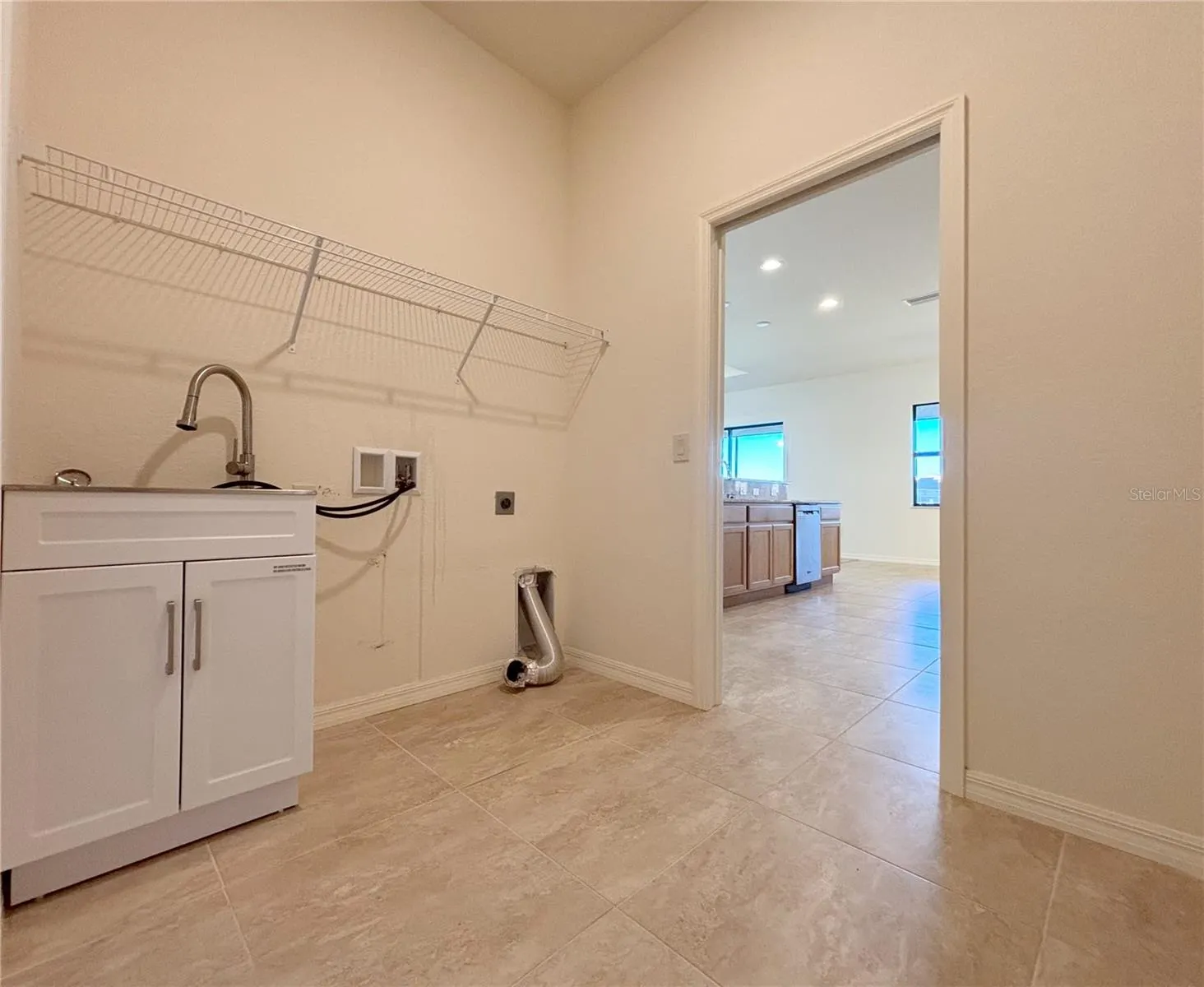 6240 PINEHURST LOOP