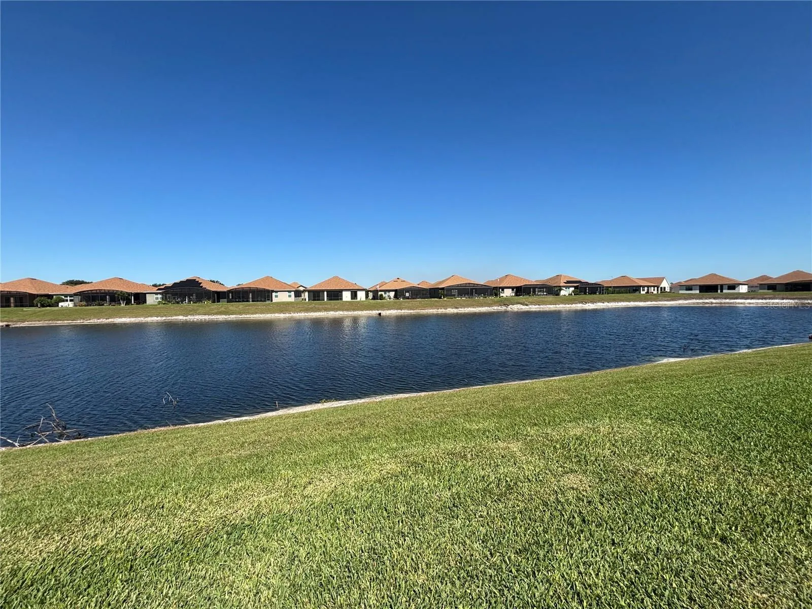 6240 PINEHURST LOOP