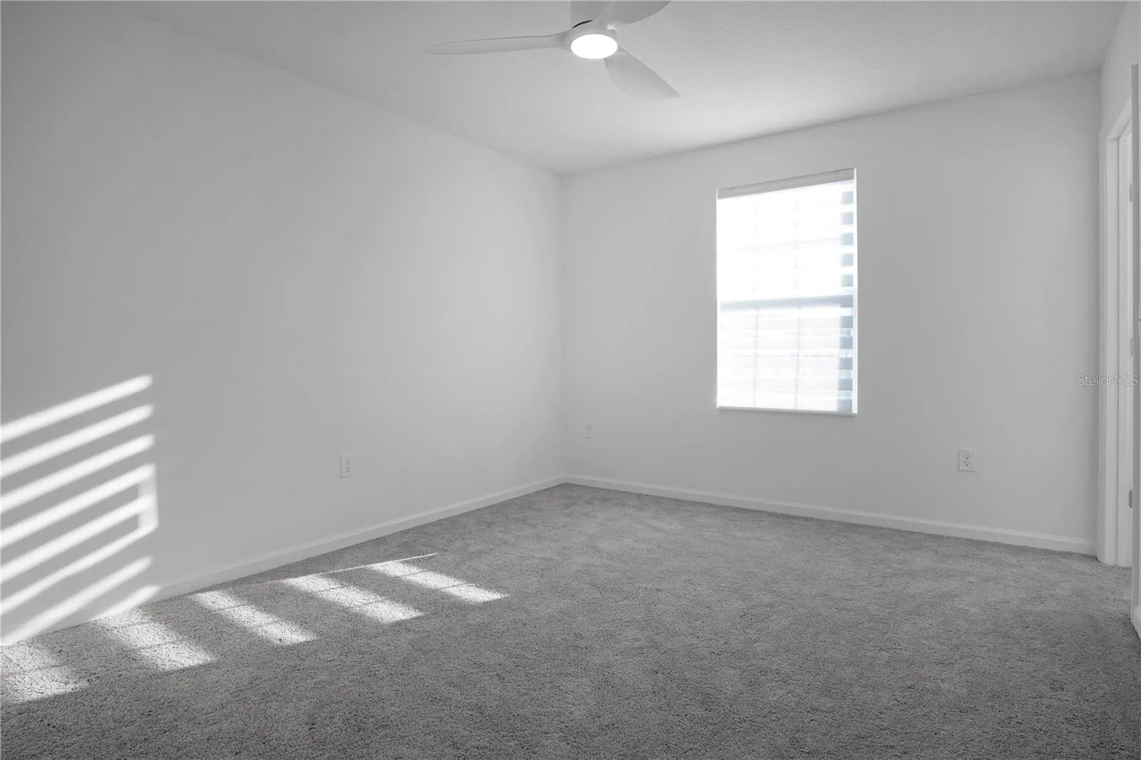 2504 PEONY PL