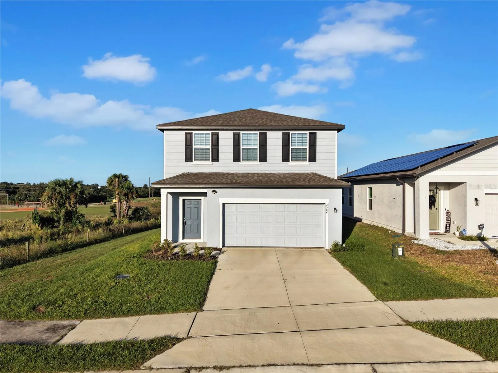 2504 PEONY PL
