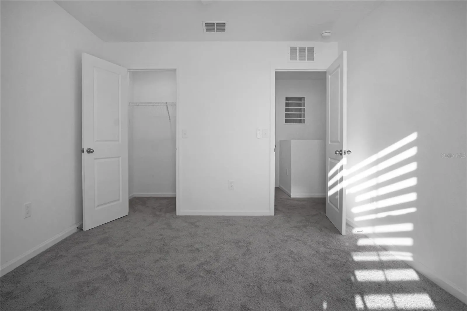 2504 PEONY PL
