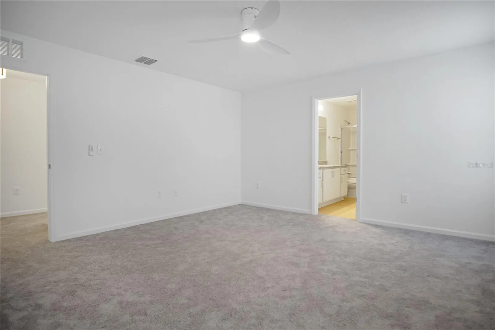 2504 PEONY PL