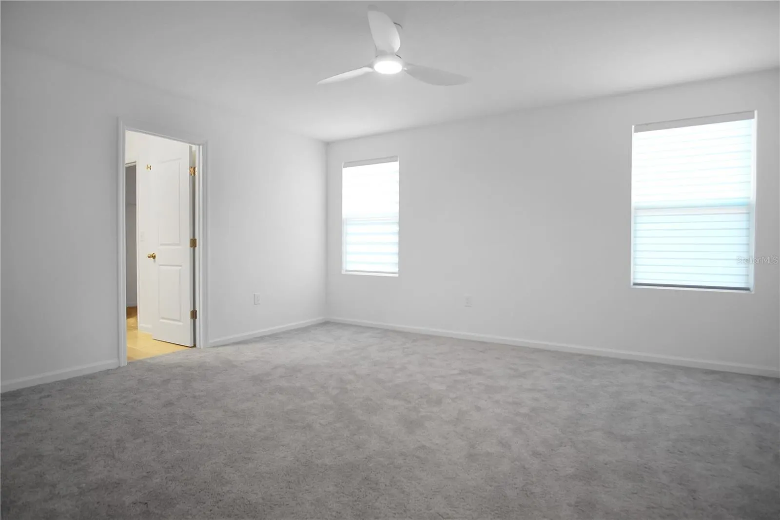 2504 PEONY PL