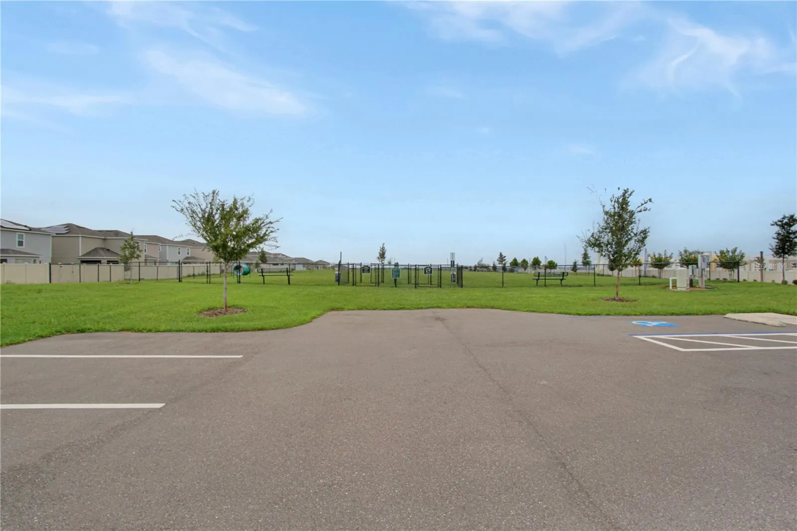 2504 PEONY PL