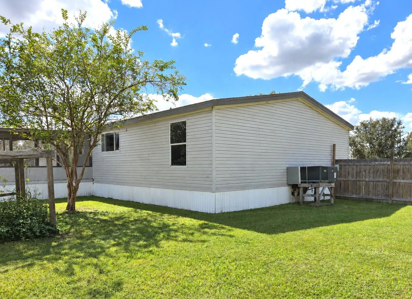 1038 BROOKE RD