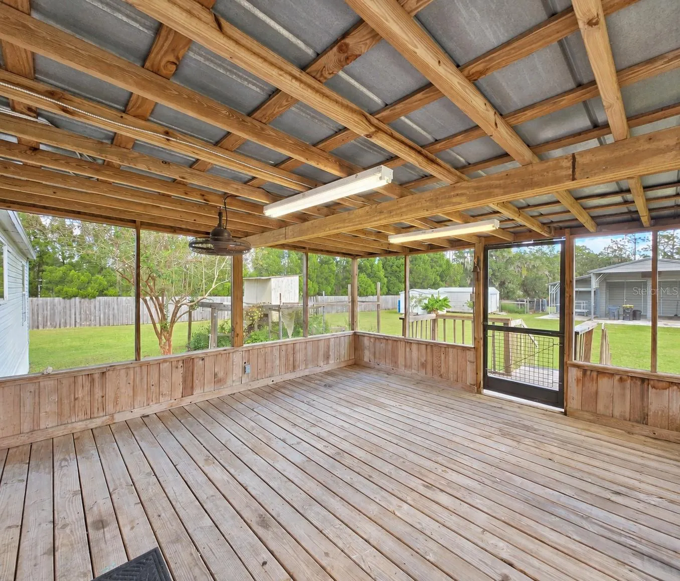 1038 BROOKE RD