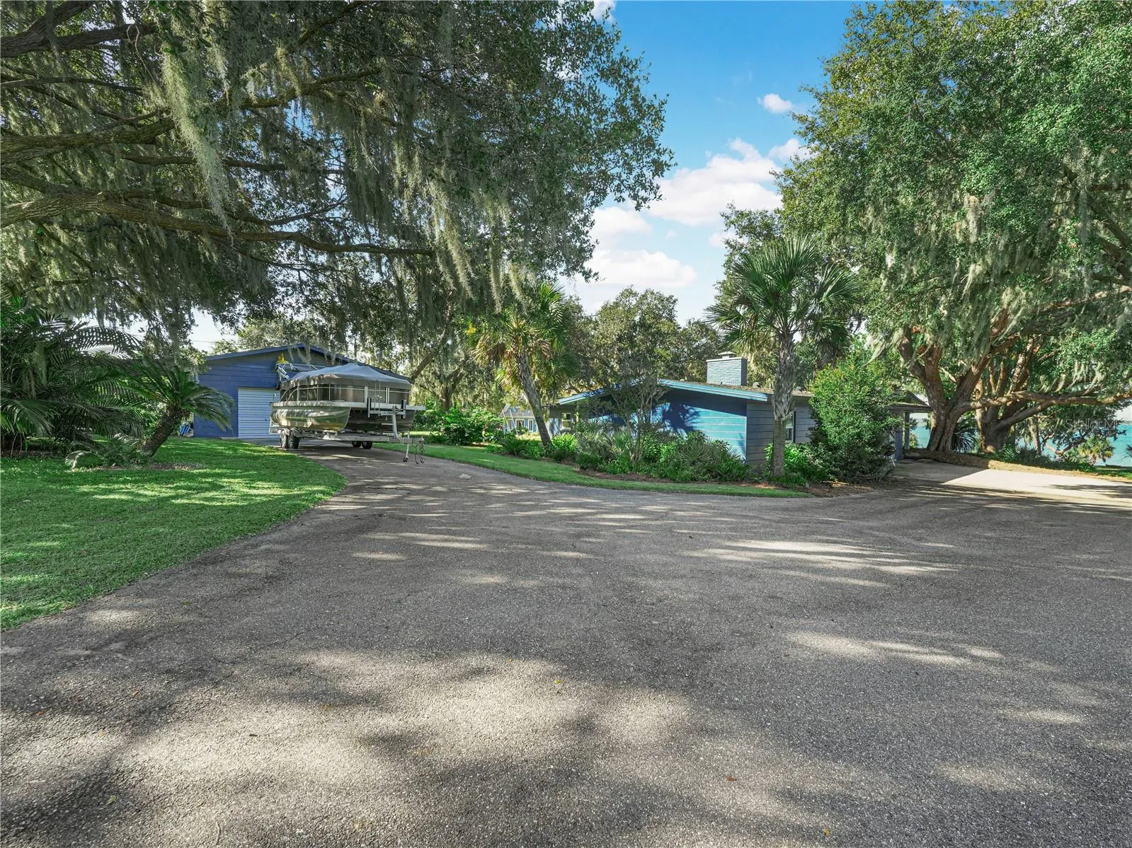 1329 HOLLISTER RD
