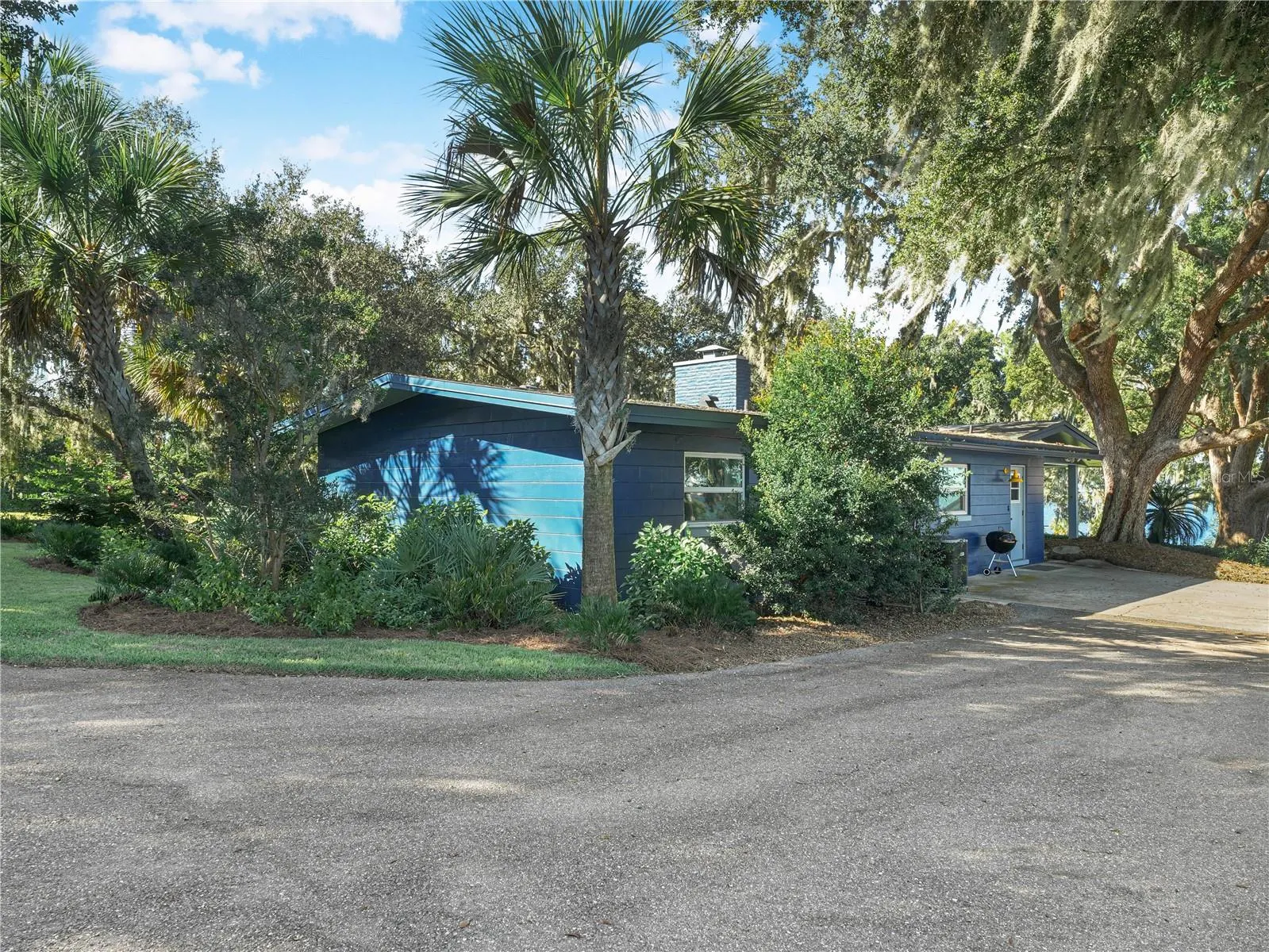 1329 HOLLISTER RD