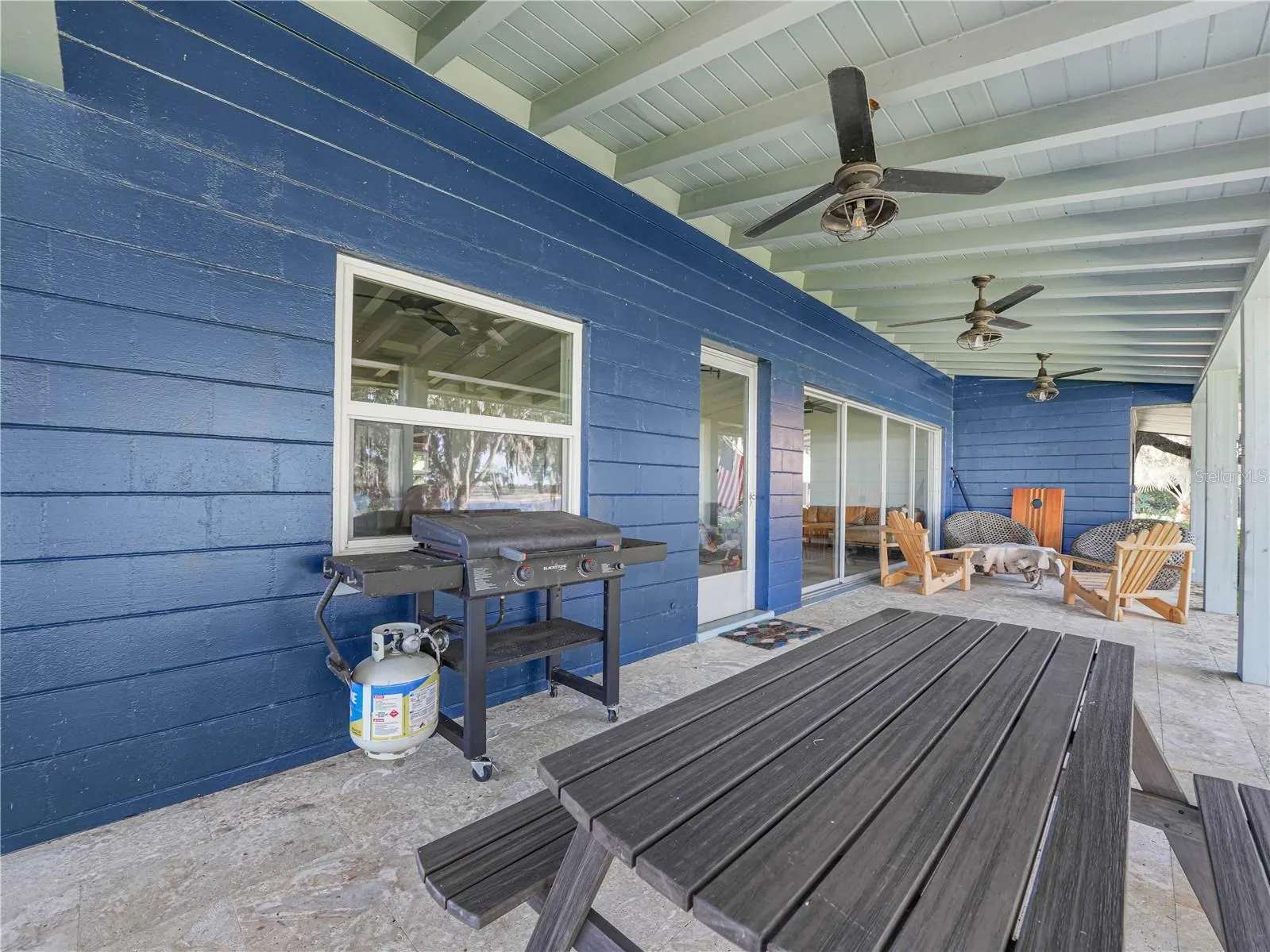 1329 HOLLISTER RD