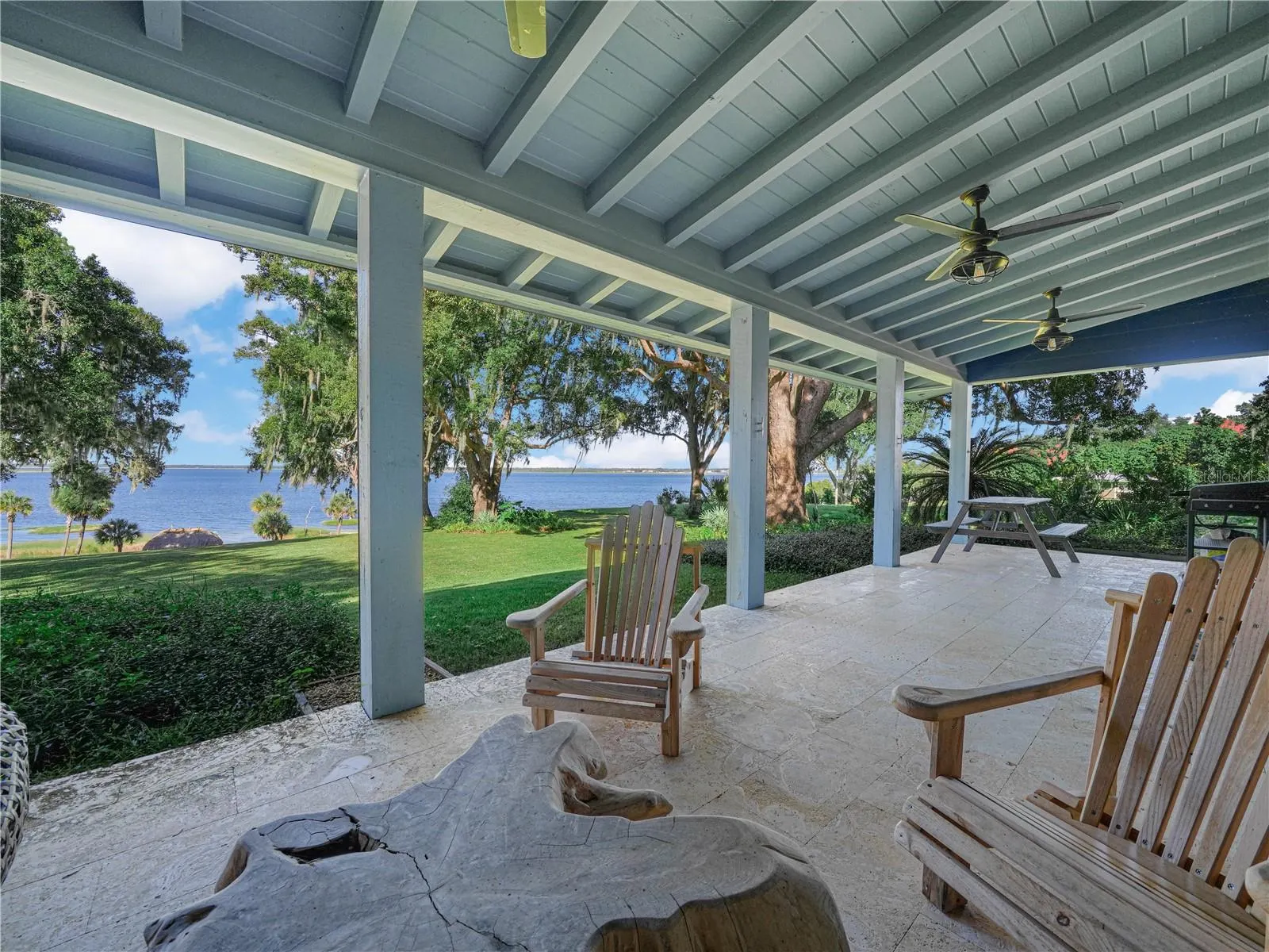 1329 HOLLISTER RD
