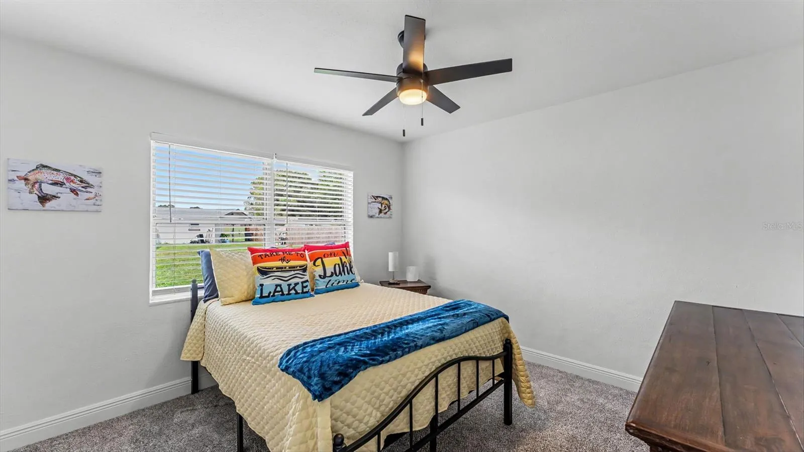 1568 S LAKE SHIPP DR