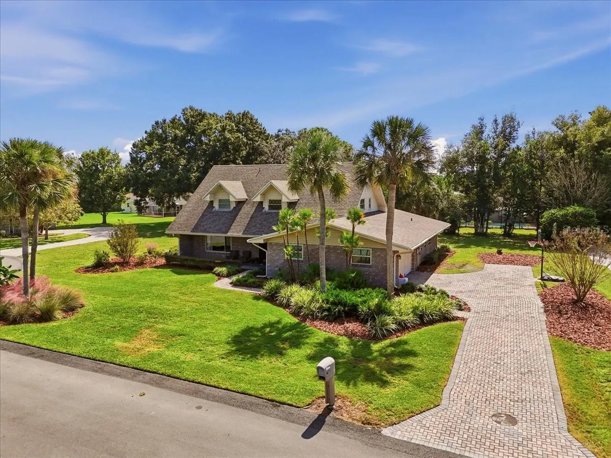 70 GREENFIELD CT
