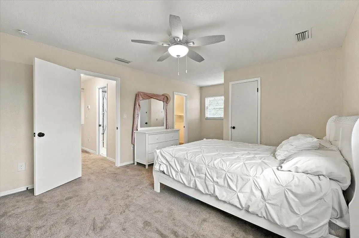 70 GREENFIELD CT