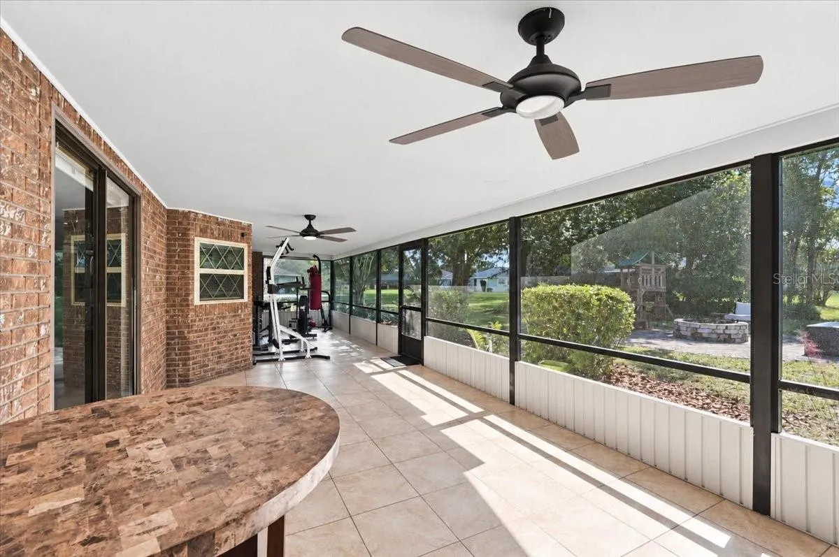 70 GREENFIELD CT