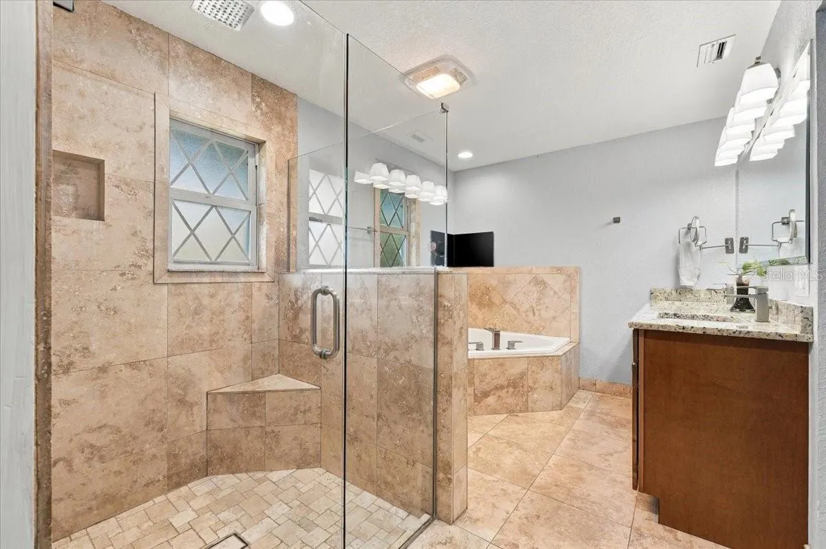 70 GREENFIELD CT