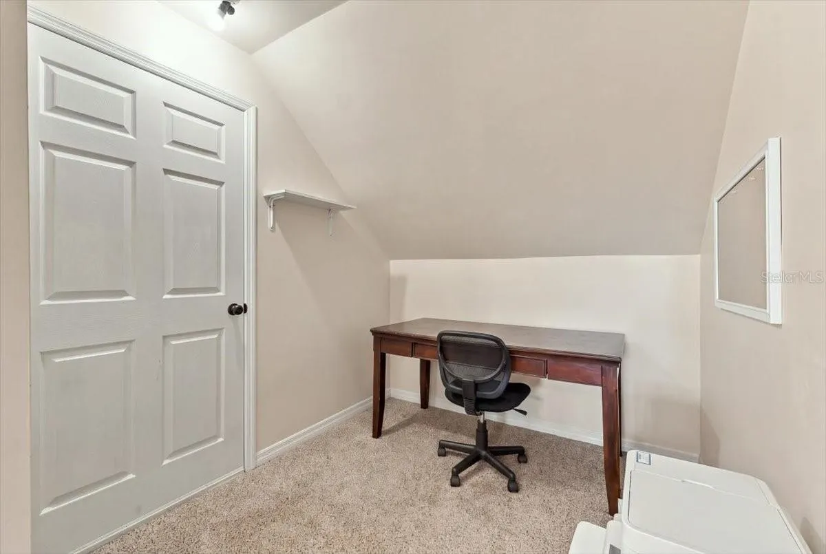 70 GREENFIELD CT