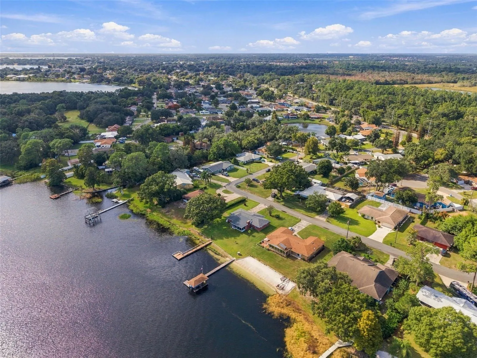 230 SHORE DR