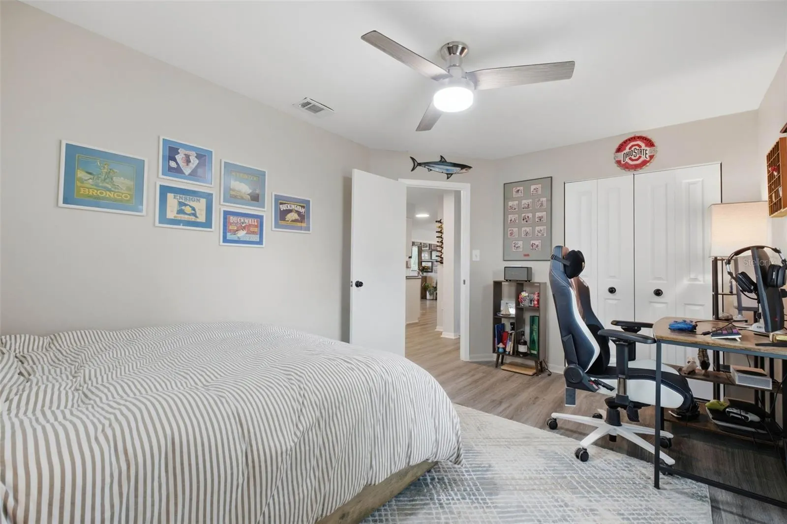 230 SHORE DR