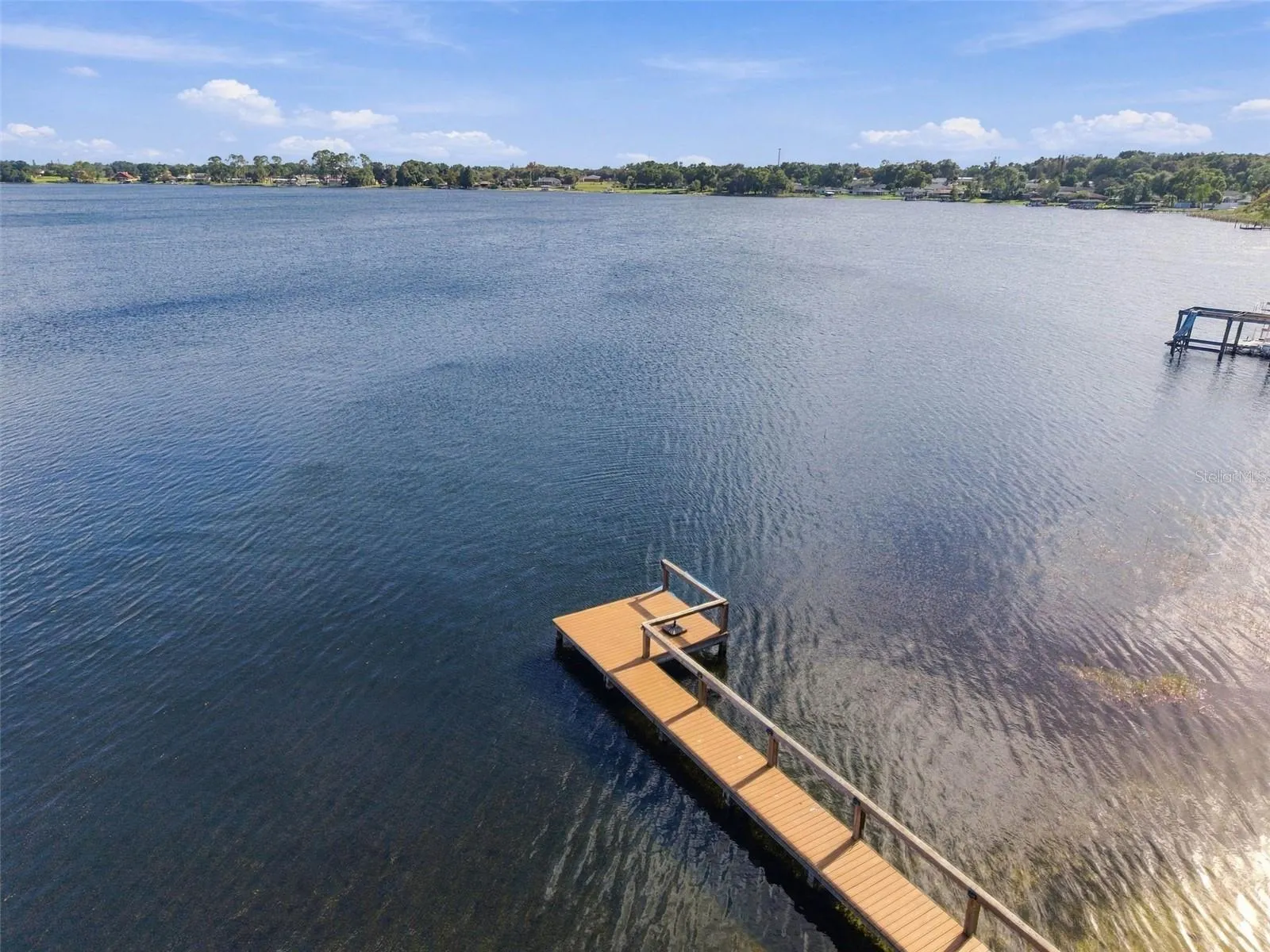 230 SHORE DR