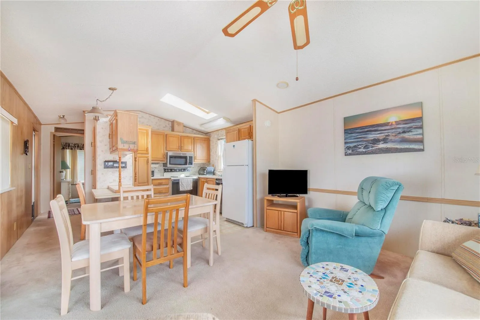 4 FAIRVIEW DR N