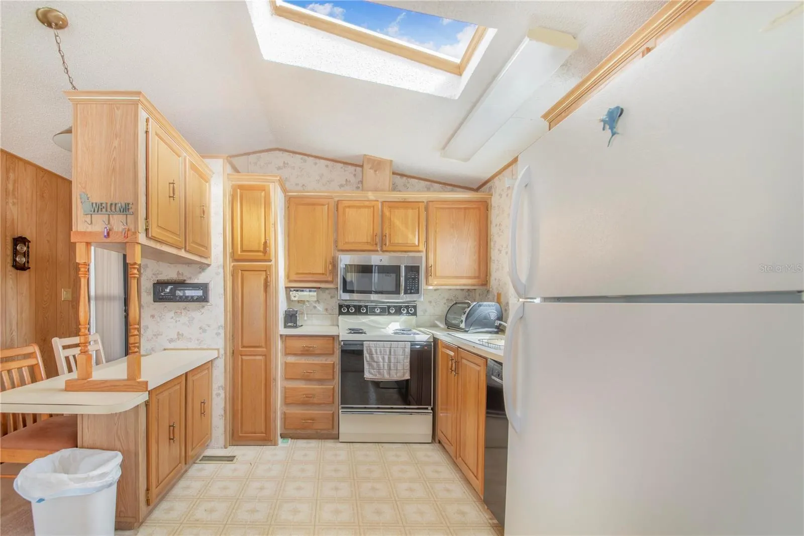 4 FAIRVIEW DR N