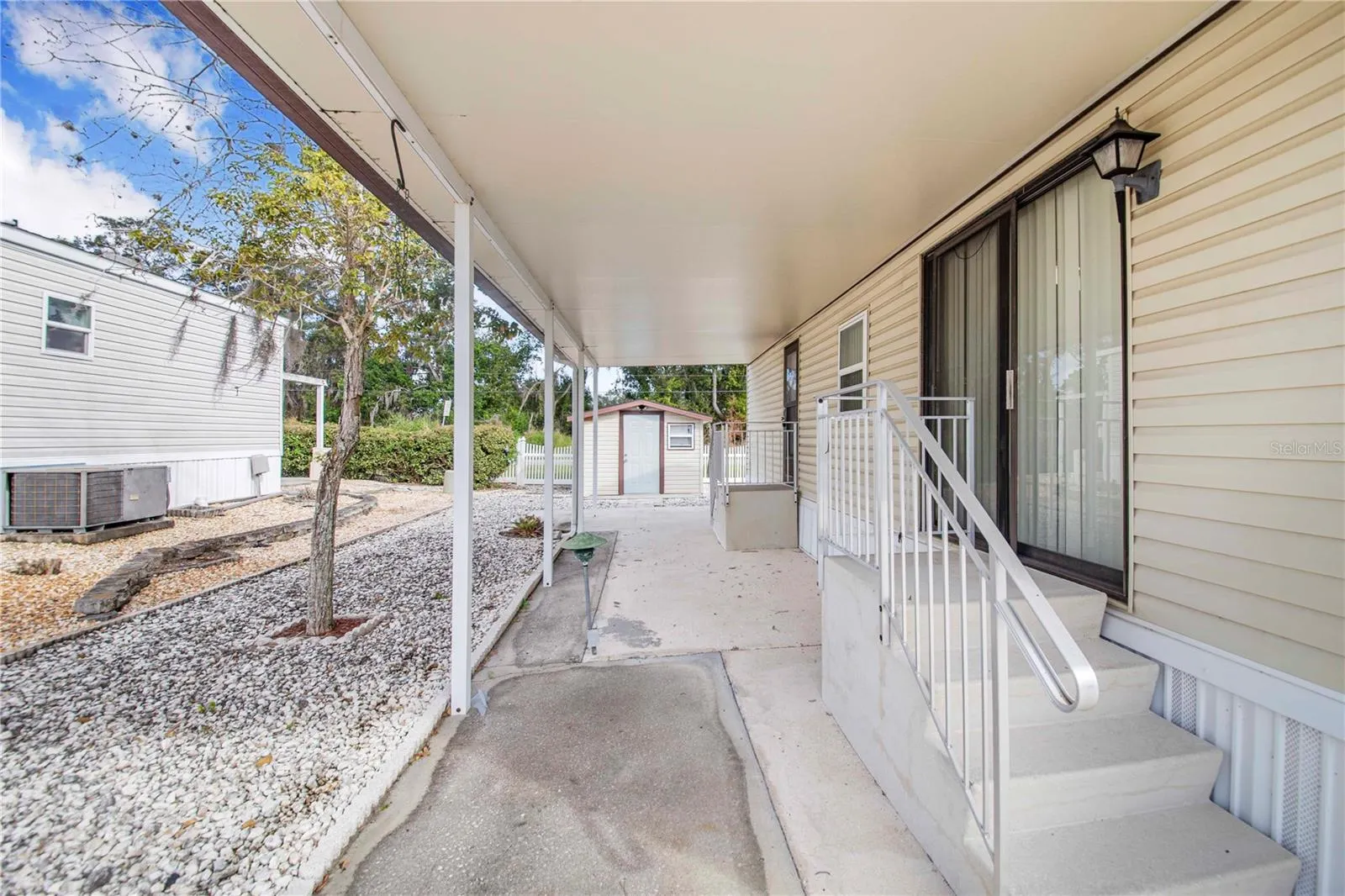 4 FAIRVIEW DR N