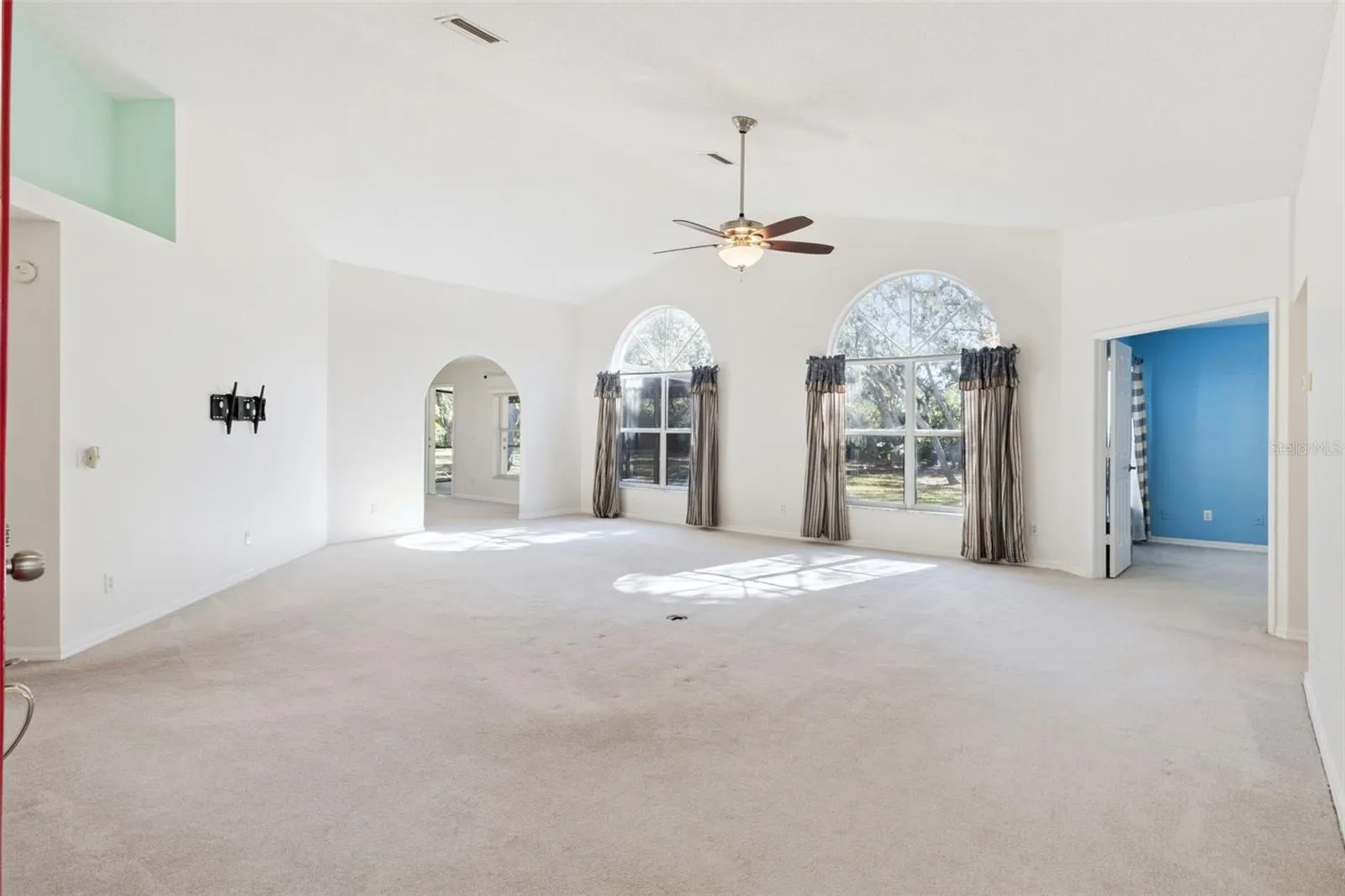 1002 TEQUESTA TRL