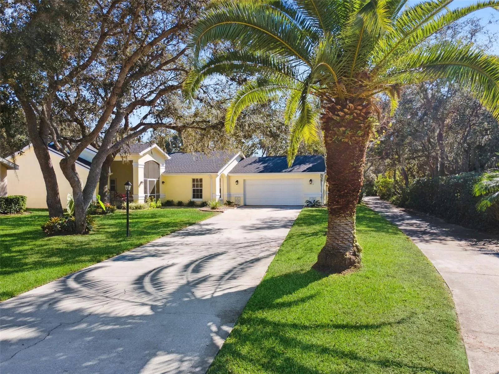 1002 TEQUESTA TRL