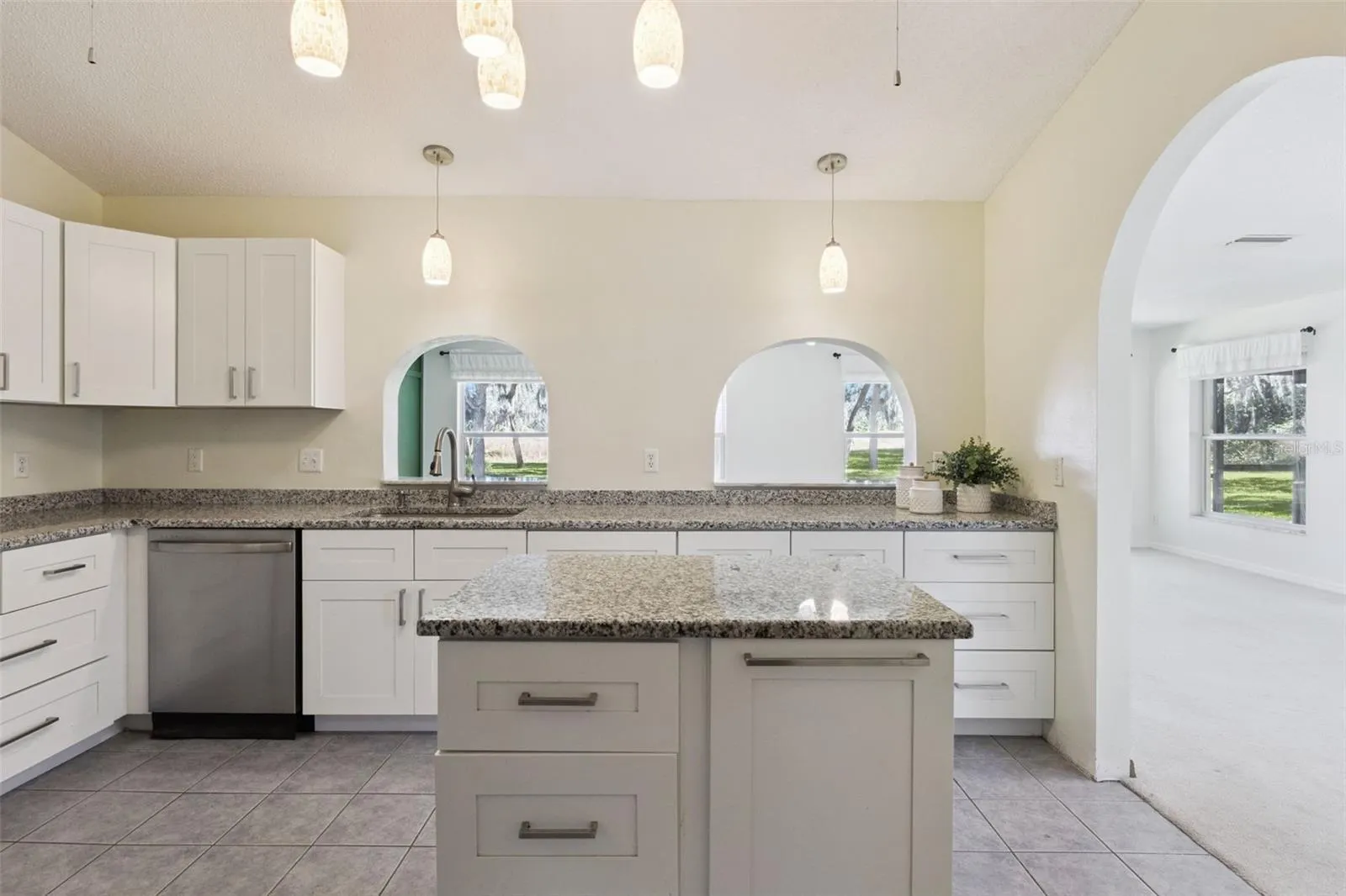 1002 TEQUESTA TRL