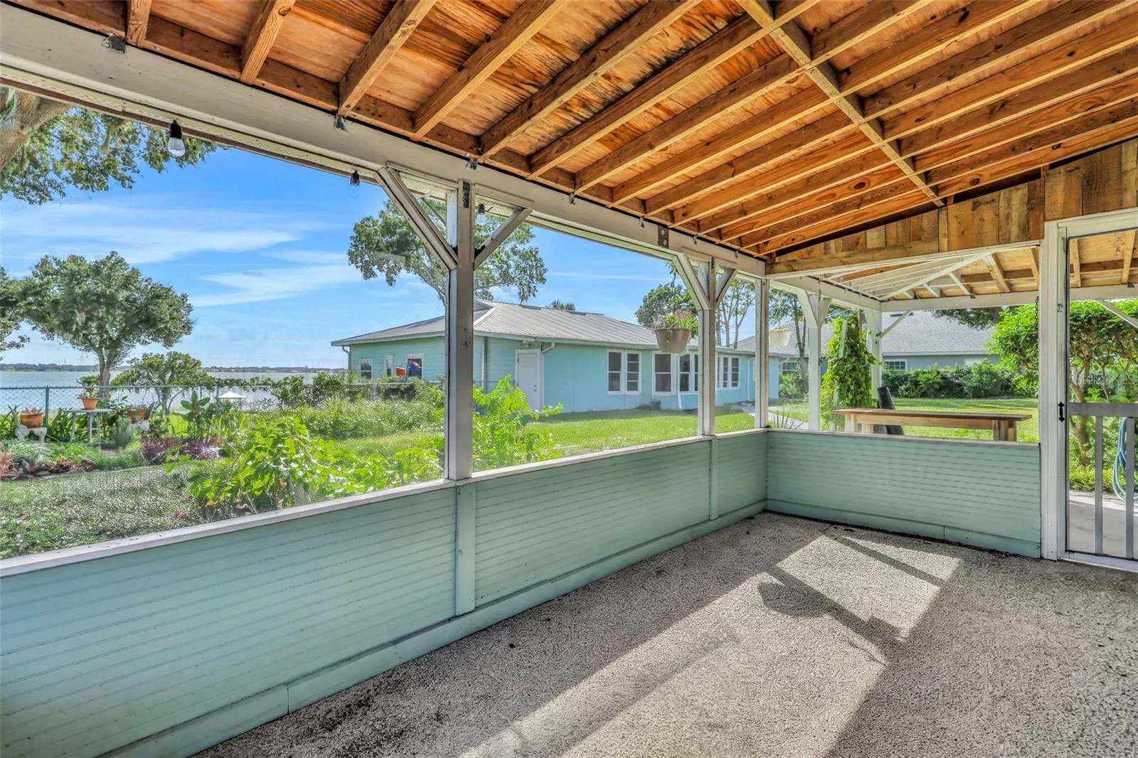 1614 LAKE ARIANA BLVD