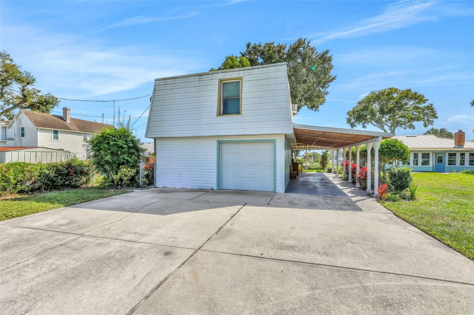 1614 LAKE ARIANA BLVD
