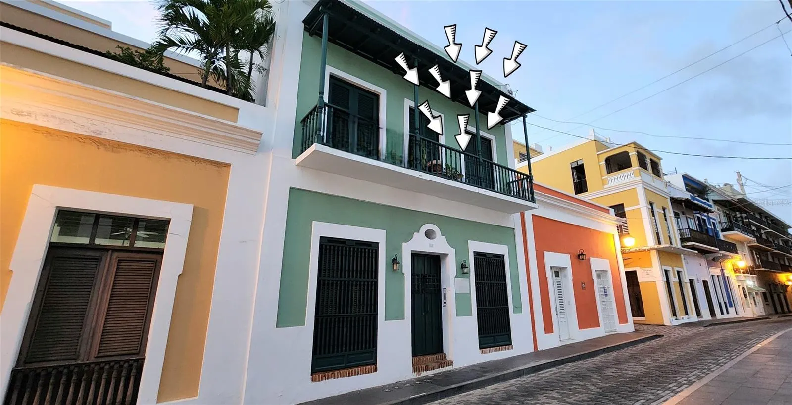 315 LUNA ST., MAESTRO RAFAEL CORDERO COND. #2-A, #2-A
